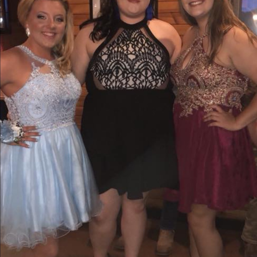 Only been worn once homecoming dress!